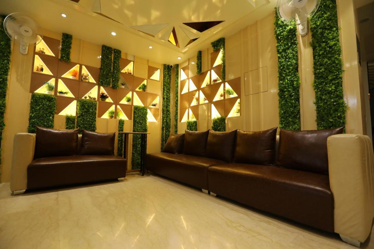 Hotel D Silverleaf لاكناو المظهر الخارجي الصورة