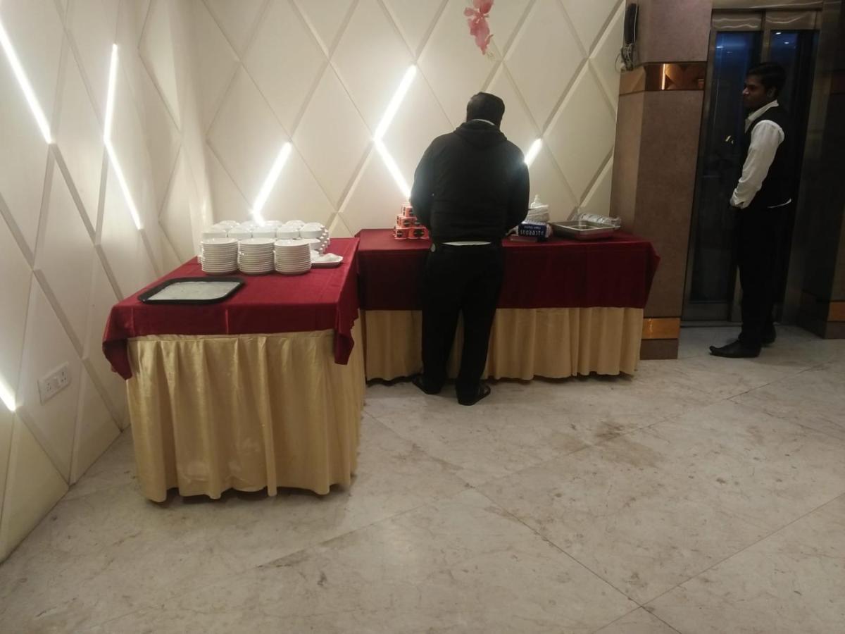 Hotel D Silverleaf لاكناو المظهر الخارجي الصورة